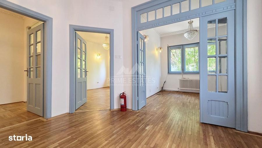 Casă cu 3 camere cu Teren 235 Mp în Domenii