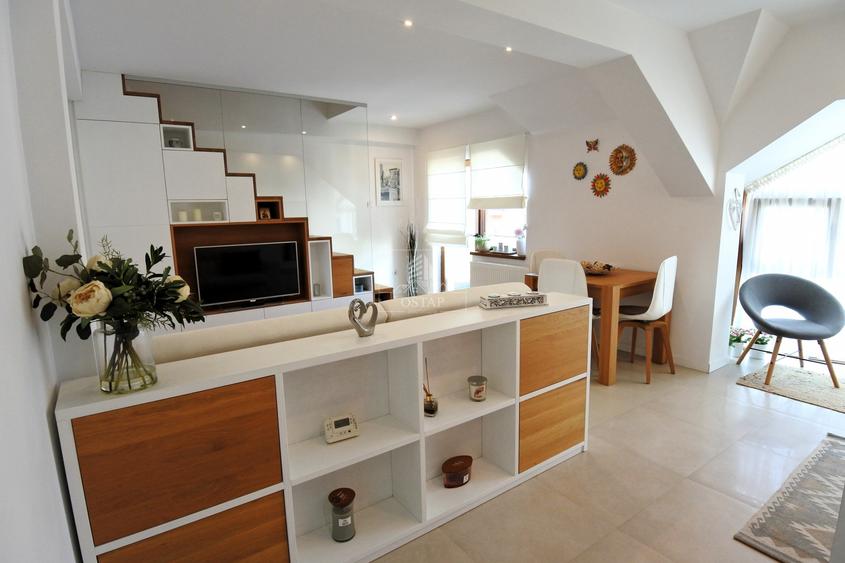 Apartament cu 4 camere decomandat, mobilat în Gherăiești