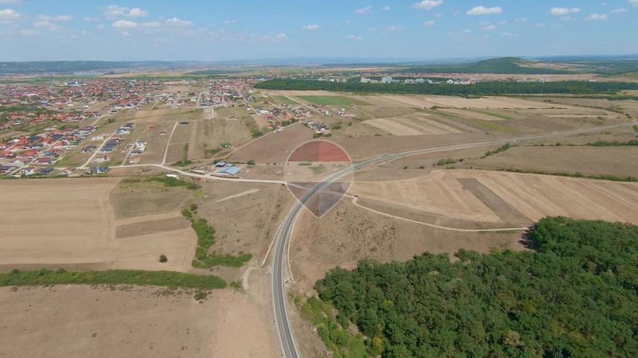 Teren Construcții intravilan de 4130 mp, în Cihei