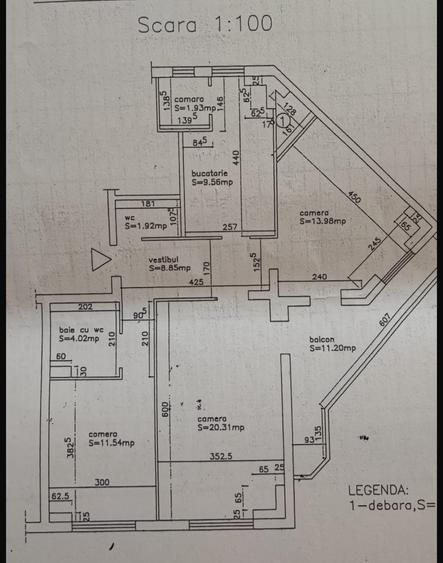 Apartament cu 3 camere decomandat în Dacia