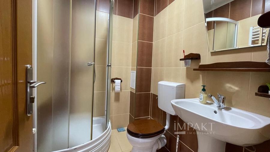 Apartament cu 3 camere semidecomandat în Iris