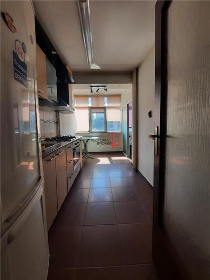 Apartament cu 2 camere semidecomandat în Iancului