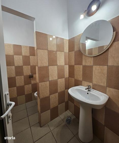 Apartament cu 3 camere decomandat în Iosia