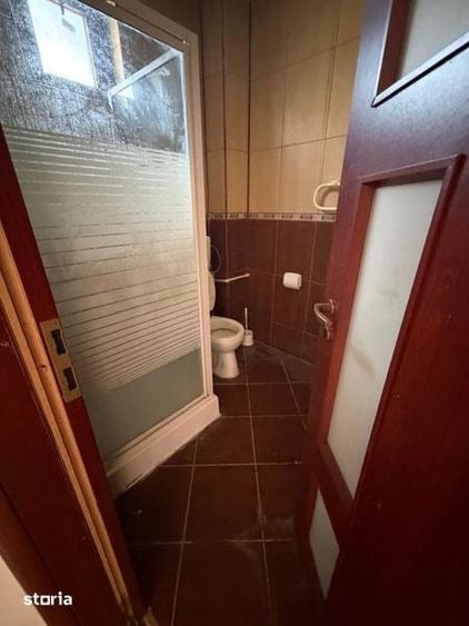 Casă cu 4 camere cu Teren 250 Mp în Central