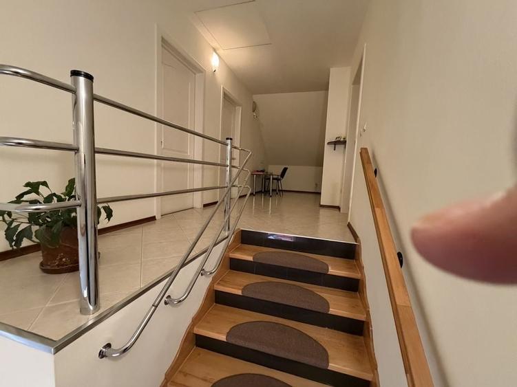 Casă cu 4 camere în Mintia