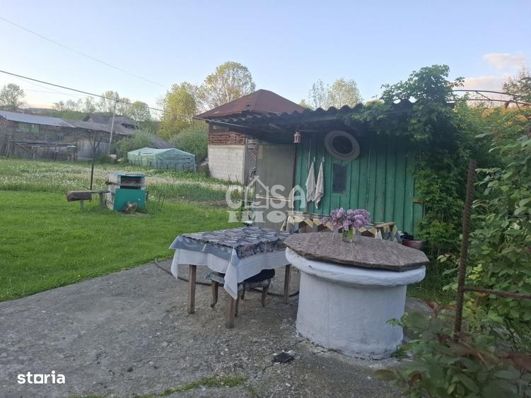 Casă cu 3 camere în Băltița