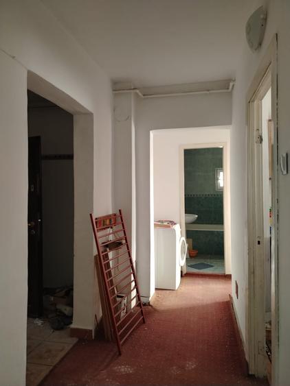 Apartament cu 2 camere decomandat în Sud