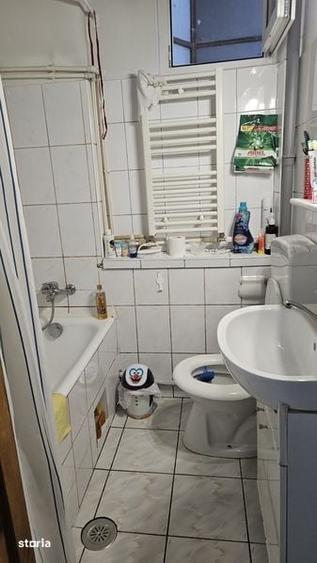 Vand apartament 2 camere ,zona Unirii . - 2