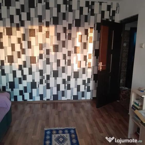 Apartament cu 2 camere decomandat în Giurgiului