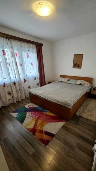 Apartament cu 3 camere decomandat în Complex Studențesc