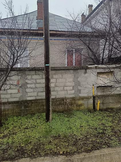 Casă cu 4 camere cu Teren 1450 Mp în Doba