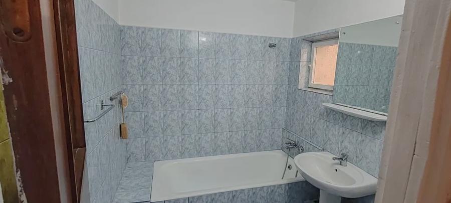 Apartament cu 3 camere decomandat, mobilat în Tineretului