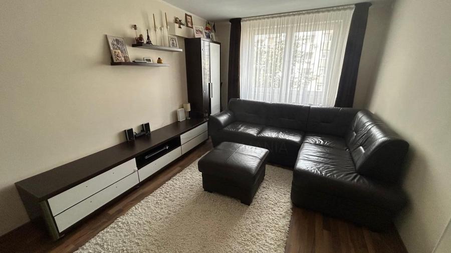 REA1029661 Apartament 2 camere Crangasi - Loc de parcare - 1