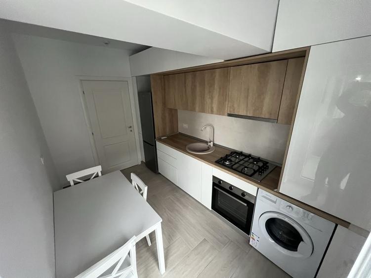 Apartament cu 2 camere decomandat în Dancu