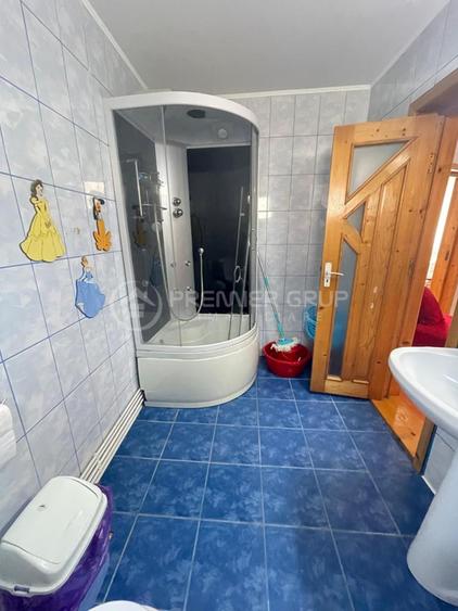 Duplex cu 4 camere cu Canalizare în Valea Adâncă