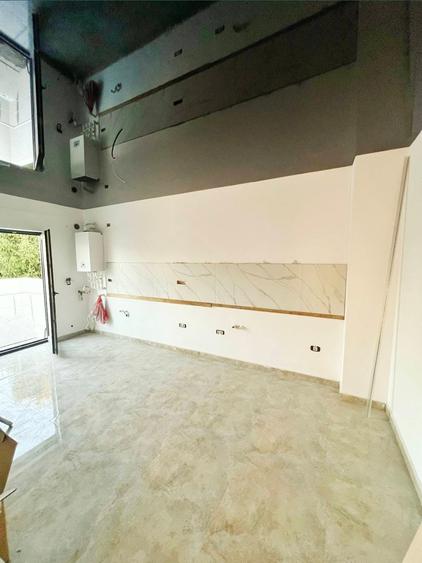 Casă individuală cu 3 camere cu Teren 200 Mp în Lumina