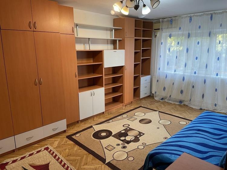 Proprietar inchriez apartament 3 camere decomandate|zona Giroc|etaj 1|2 bai|recent renovat|cetrala gaz| - 4