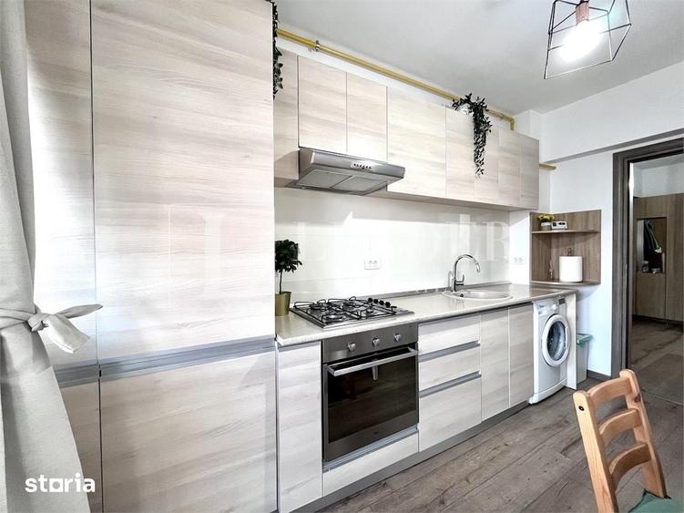 Apartament cu 2 camere decomandat în Pajura