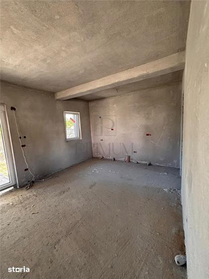 Casă cu 5 camere cu Teren 320 Mp în Central