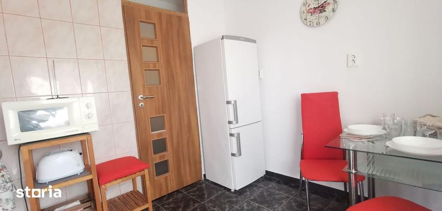 Apartament cu 2 camere decomandat, mobilat în Dorobanți