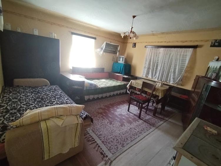 Casă cu 3 camere cu Teren 851 Mp în Păuca