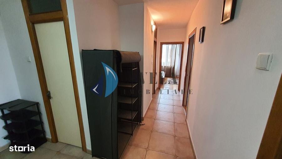 Apartament cu 3 camere decomandat în Semicentral