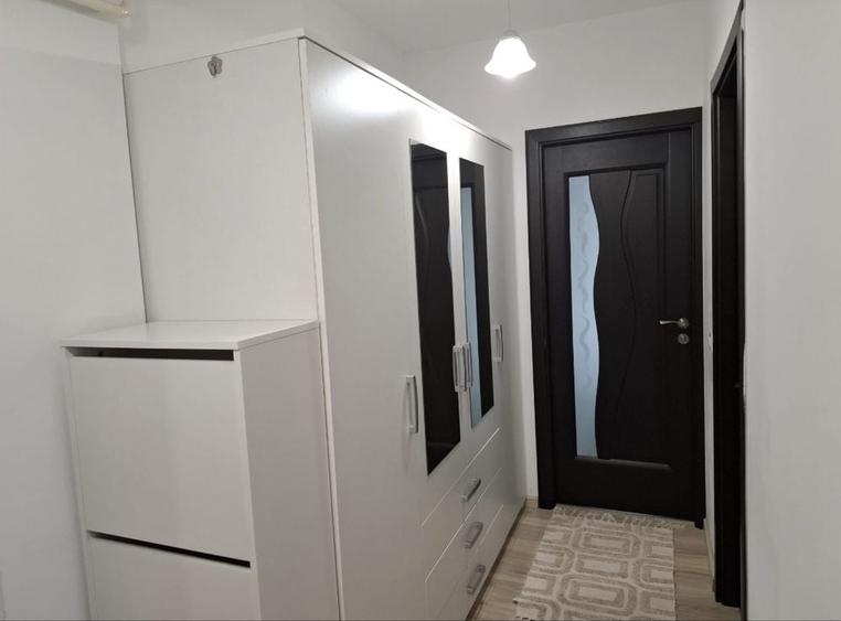 Apartament cu 2 camere decomandat în Galata