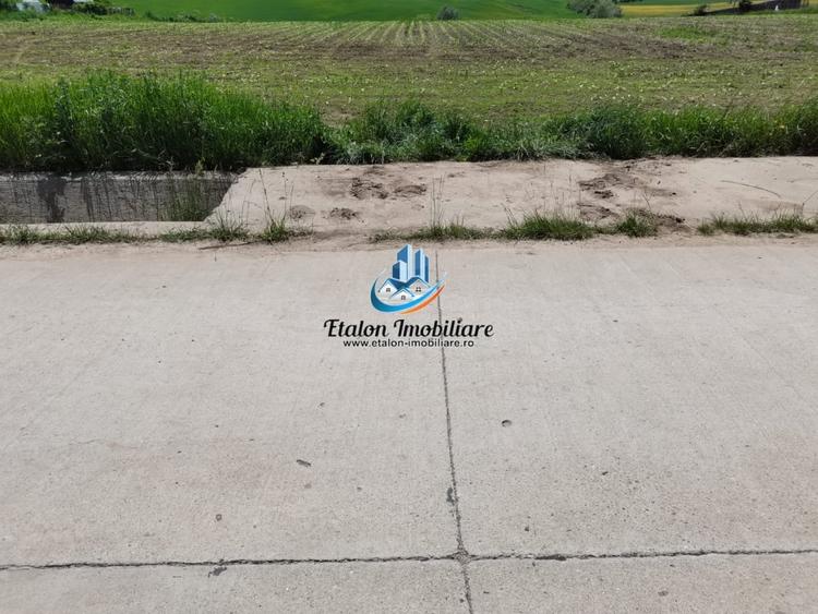 Teren Construcții intravilan de 8500 mp, în Periferie