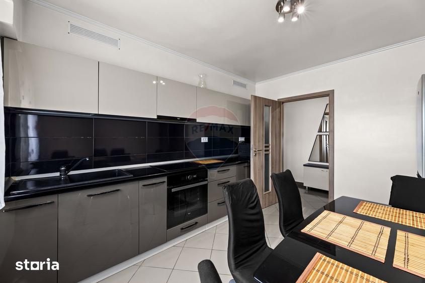 Apartament cu 3 camere, mobilat în Boul Roșu
