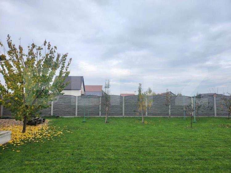 Casă cu 4 camere cu Teren 560 Mp în Central