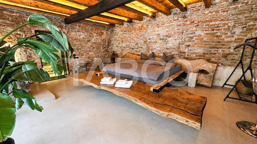 Apartament cu 3 camere decomandat, mobilat în Ultracentral