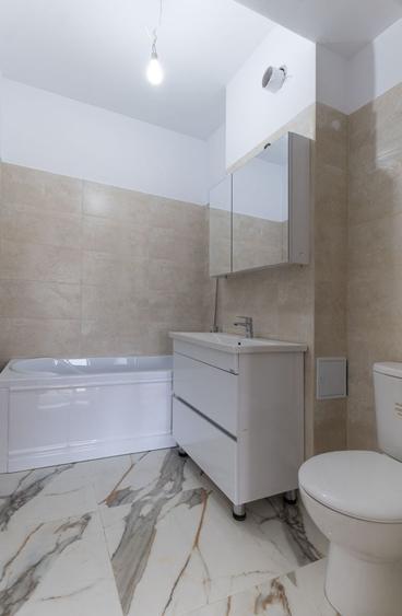 Apartament cu 2 camere decomandat în Metalurgiei