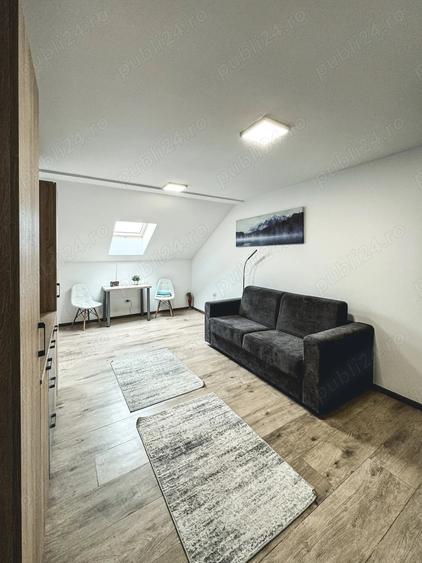 Garsonieră decomandată în Central