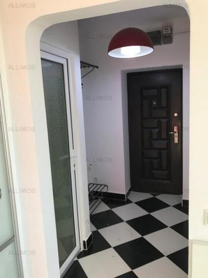 Garsonieră decomandată, mobilată în Ultracentral