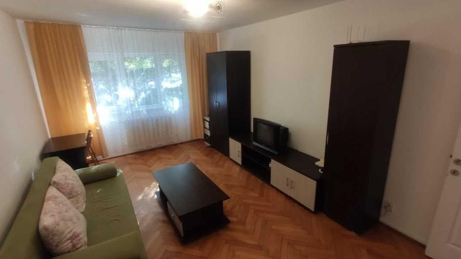 Apartament cu 2 camere decomandat în Zorilor