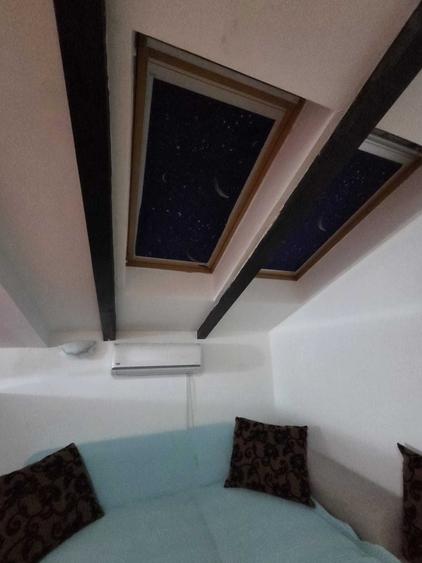 Apartament cu 2 camere semidecomandat în Florești