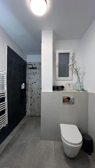 Apartament cu 3 camere decomandat, mobilat în Eminescu