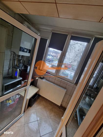 Apartament cu 4 camere decomandat în Crângași