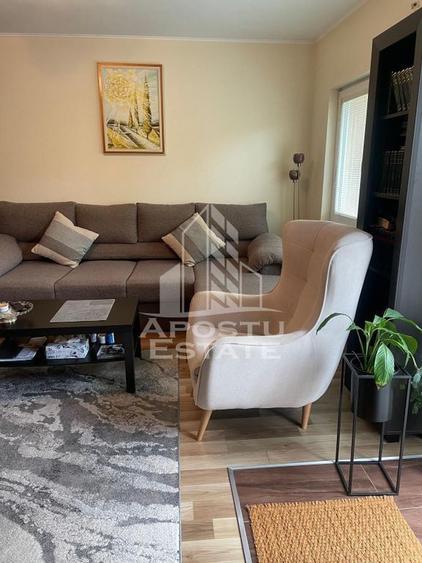Casă cu 4 camere cu Teren 420 Mp în Cetății