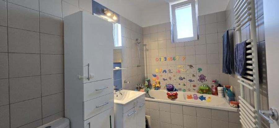 Apartament cu 2 camere semidecomandat în Titan