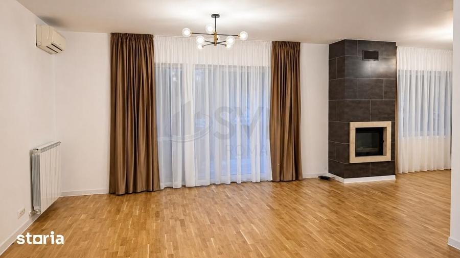 Apartament cu 4 camere decomandat în Central
