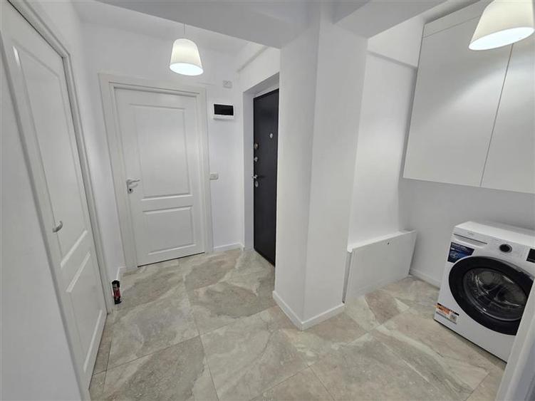 Apartament cu 2 camere decomandat, mobilat în Cug