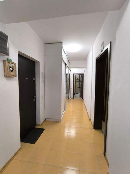 Apartament cu 2 camere decomandat în Olteni