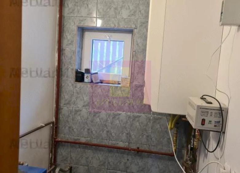 Casă cu 6 camere cu Teren 340 Mp în Cumpătu