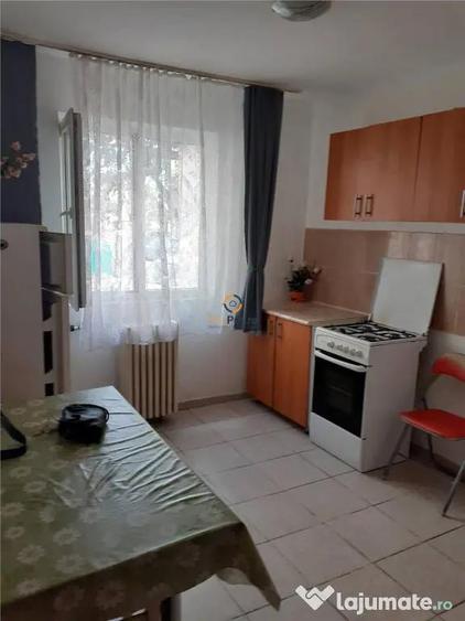 Garsonieră decomandată, mobilată în Buziașului