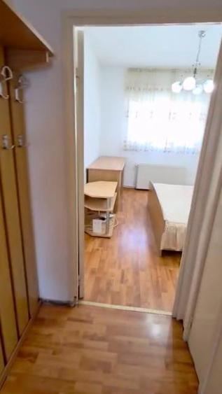 Apartament cu 3 camere decomandat în Astra