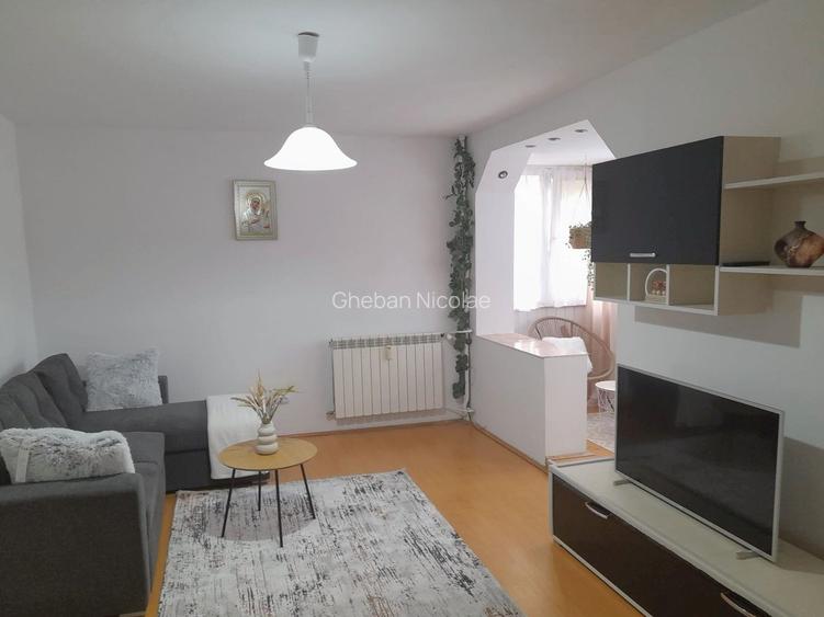 Inchiriez apartament 2 camere decomandat 57 mp, mobilat, Str. Sovata, et. 2, lift