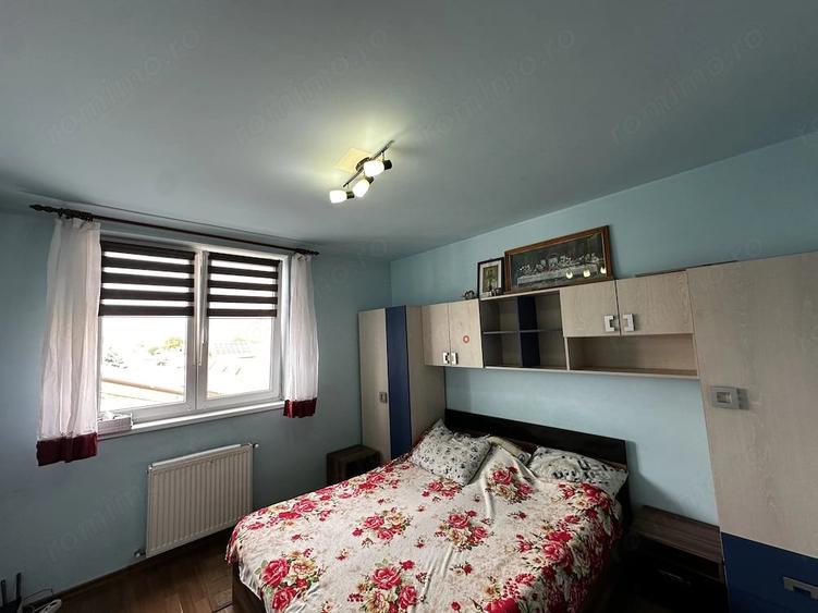 Apartament cu 4 camere decomandat în Terezian