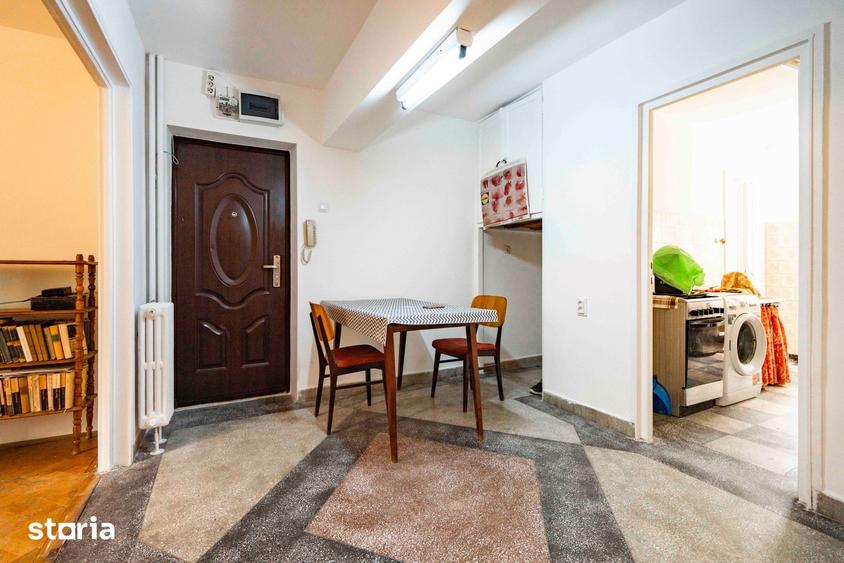 Apartament cu 3 camere în Decebal