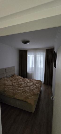 Apartament cu 2 camere decomandat în Olteni